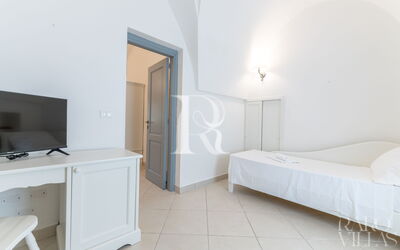 Suite Begonia by Raro Rooms - Masseria Lamagrotte