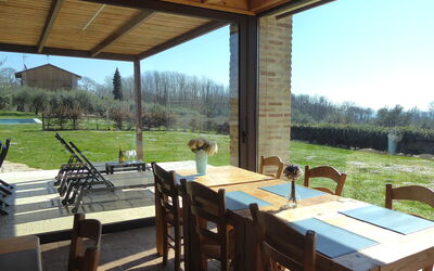 Villa Il Montello: Automne, Été, Printemps, Salle à manger