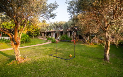 Villa Catritti: Building Exterior, Garden, Outdoor