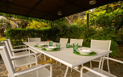 Villa Catritti: Balcony / Terrace / Patio, Building Exterior, Outdoor