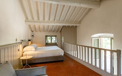 Casolese: Autumn, Bedroom, Spring, Summer