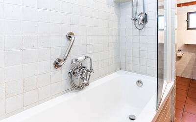 Casolese: Autumn, Bathroom, Spring, Summer