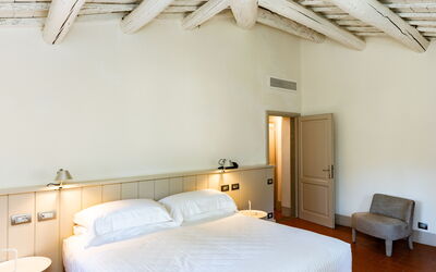 Casolese: Autumn, Bedroom, Spring, Summer