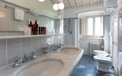 Casolese: Autumn, Bathroom, Spring, Summer
