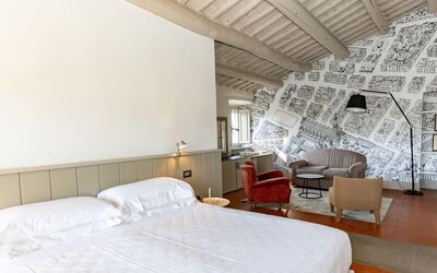 Casolese: Autumn, Bedroom, Spring, Summer