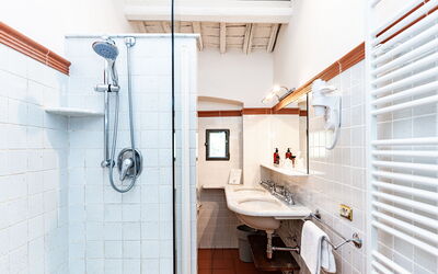 Casolese: Autumn, Bathroom, Spring, Summer