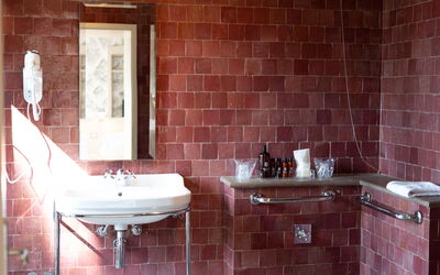 Casolese: Autumn, Bathroom, Spring, Summer