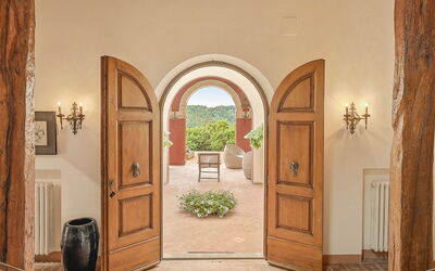 Villa Tapio: Main Entrance