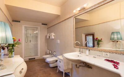 Villa Anna: Badkamer