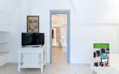 Masseria Lamagrotte by Raro Villas