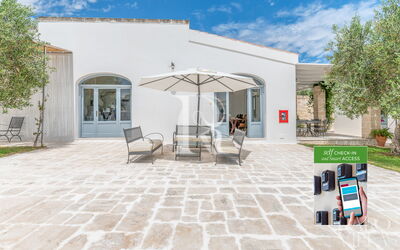 Masseria Lamagrotte by Raro Villas