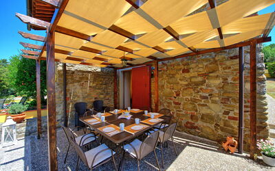 Villa Dorata: Balkon / terras / patio, Buitenshuis