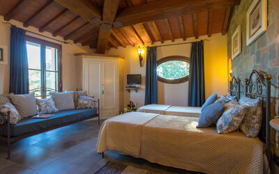 Villa Peccioli: Camera da letto