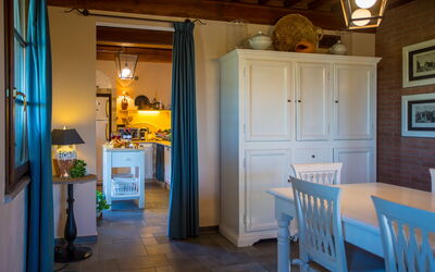 Villa Peccioli: Cucina, Sala da pranzo