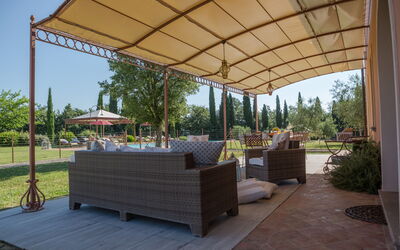 Villa Peccioli: Balcone / Terrazza / Patio, Esterni, Giardino, Piscina