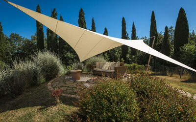 Villa Peccioli: Esterni, Giardino