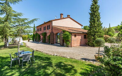 Villa Bice: Building Exterior, Garden, Outdoor