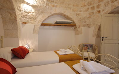 Trulli Il Carrubo: Automne, chambre à coucher, Été, Printemps