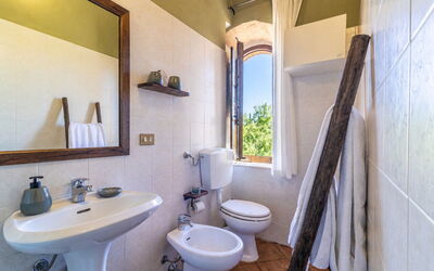 Podere Peteglia: Bagno