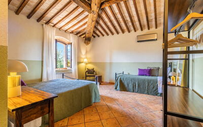 Podere Peteglia: Camera da letto