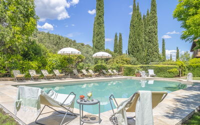 Podere Peteglia: all'aperto, Esterni, Piscina