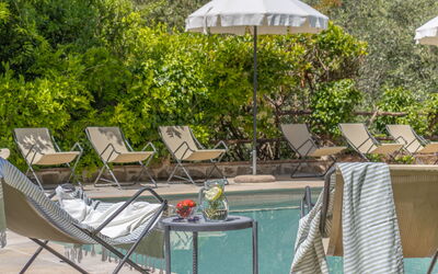 Podere Peteglia: all'aperto, Esterni, Piscina