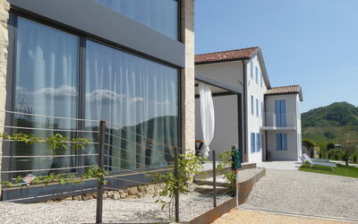 Villa Dolce Bacio, Pool and Spa, Valdobbiadene: Herfst, Hoofdingang, Lente, Zomer