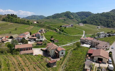 Villa Dolce Bacio, Pool and Spa, Valdobbiadene: Herfst, Keer bekeken, Lente, Zomer