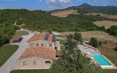 Villa Il Noccioleto: Outdoor view