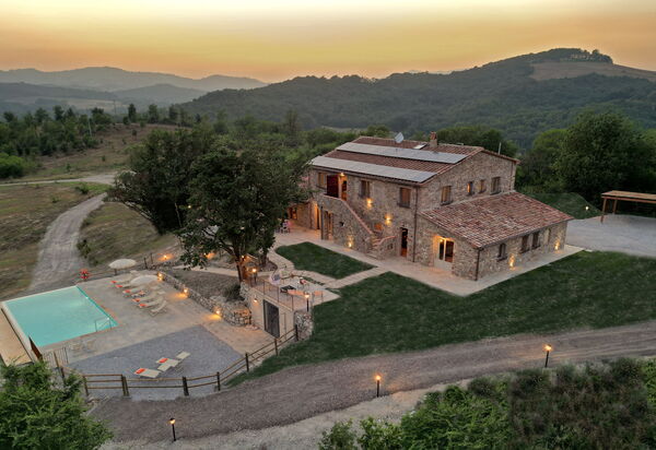Villa Il Noccioleto: Outdoor view