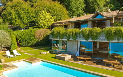 Isa Villa