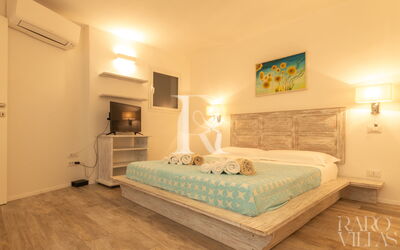 Villa le Vele Lux 19 Sleeps