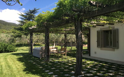 Villa Brando: Balcony / Terrace / Patio, Building Exterior