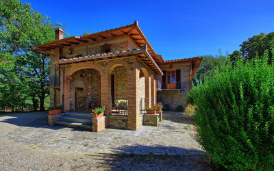 Casale Amato: all'aperto, Giardino