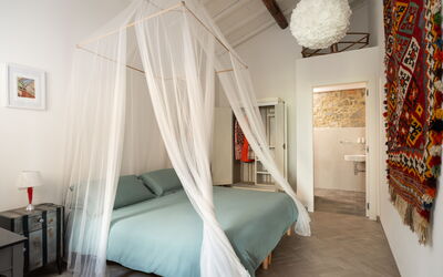 Villa Ombrone: Bathroom, Bedroom