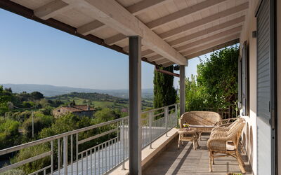 Villa Ombrone: Building Exterior