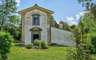Villa Church