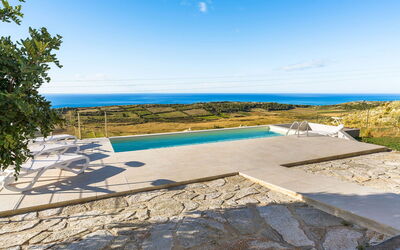 Villa Lily