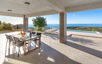 Villa Lily