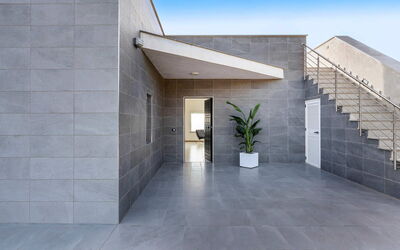Villa Lily
