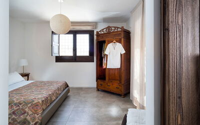 Villa Almond