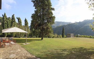 Il Pianoforte: Extérieur, Jardin, Vues