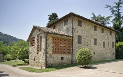 Il Pianoforte: Extérieurs, Jardin