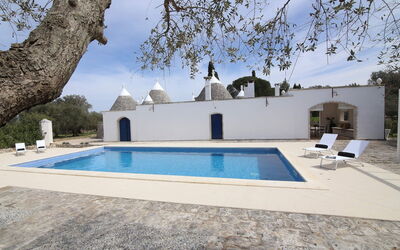 Trulli Maria