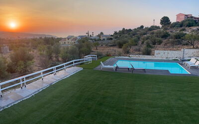 Rari House: Autumn, Balcony / Terrace / Patio, Garden, Pool, Spring, Summer