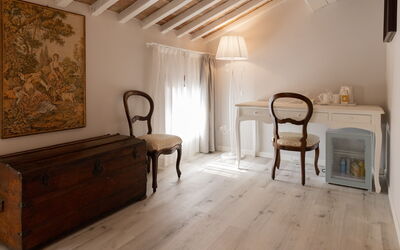 Relais Villa Mirandola: Autunno, Estate, Primavera