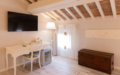 Relais Villa Mirandola: Autunno, Estate, Primavera