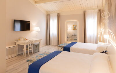 Relais Villa Mirandola: Autunno, Camera da letto, Estate, Primavera