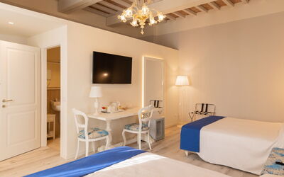 Relais Villa Mirandola: Autunno, Camera da letto, Estate, Primavera