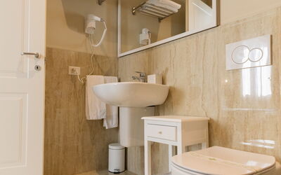 Relais Villa Mirandola: Autunno, Bagno, Estate, Primavera